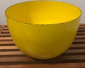 Arabia Finel Vintage Enamel Bowl - YELLOW - 1970s