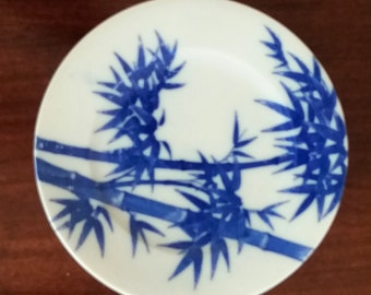 Six Morimura Blue Bamboo Leaves Transferware on White, - Set 6 Plates - 6 Inch Appetizer, Sushi, Dessert - 1950s - Mid Century - Asian Decor
