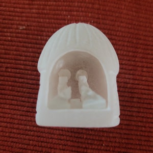 Miniature Peruvian Match Box Nativity - Handmade Creche Stone Hut w/ Holy Family Mary, Baby Jesus,Joseph Animals Christmas Village Made Peru