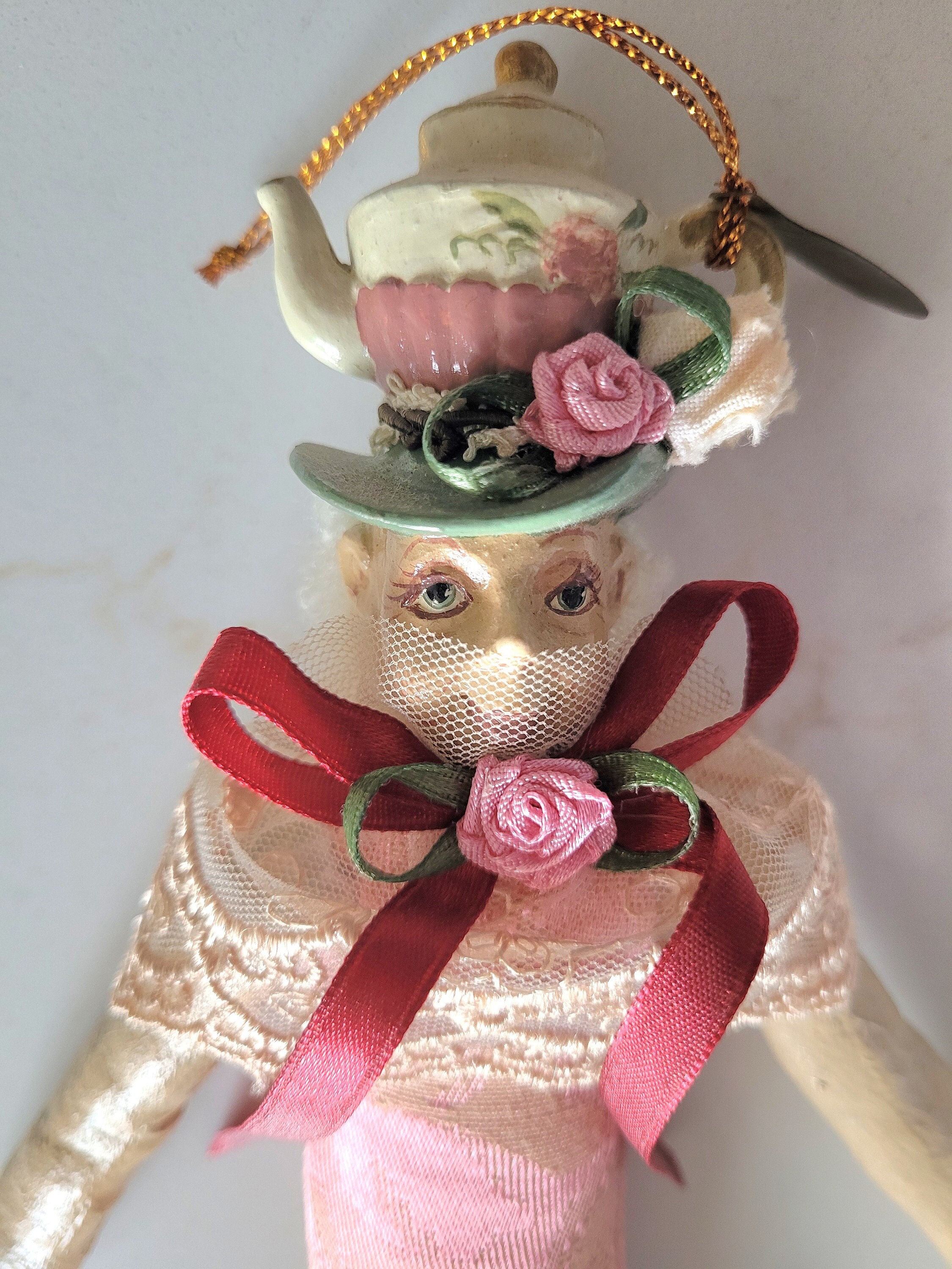 Wayne M Kleaki Victorian flower hat Storytime style. ? This size 5 dress features a fun nursery  main image 2