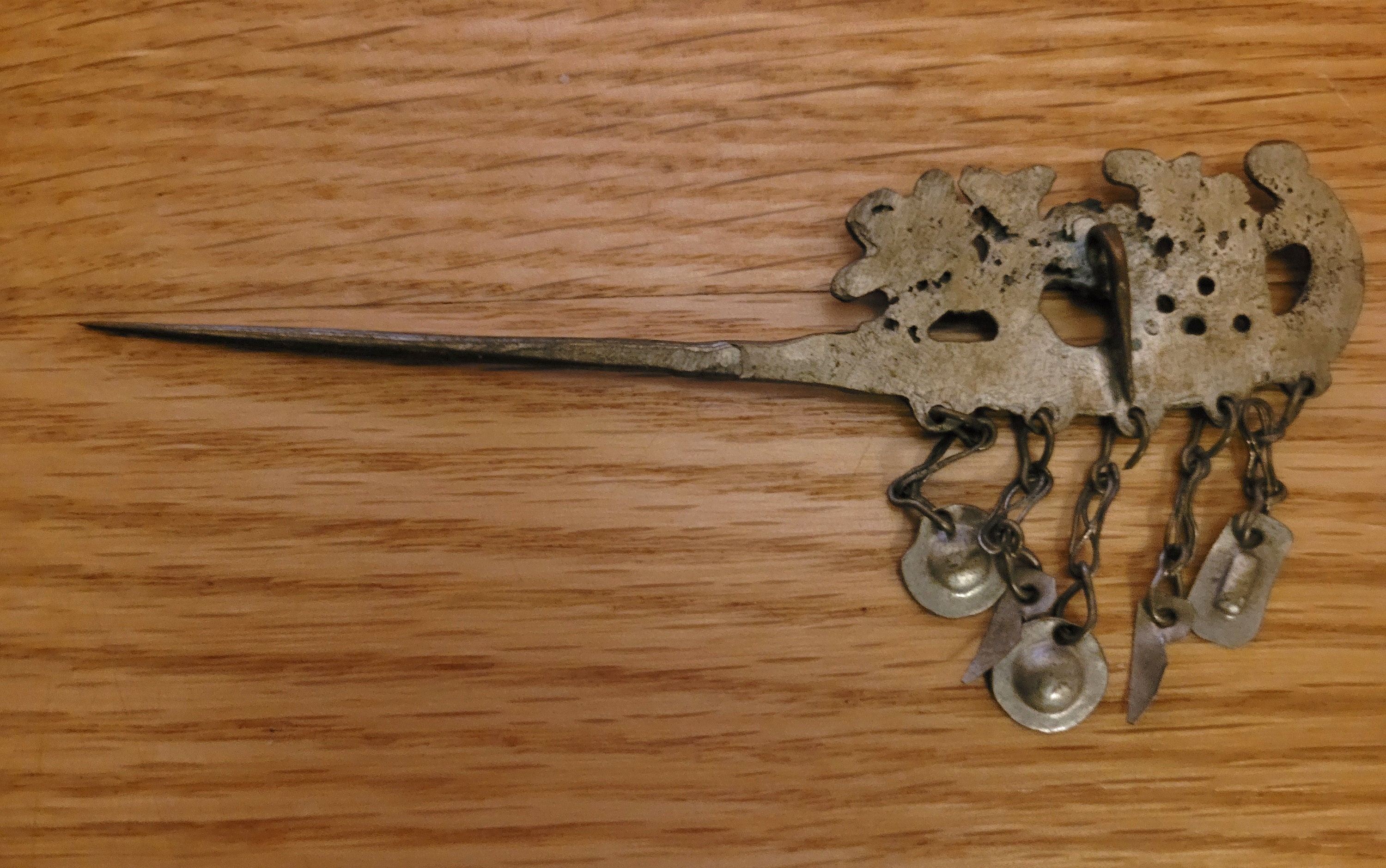 Peruvian Tupu shawl Pin hair Spanish Colonial Style goats bird figures glass Antique Colonial Peruvian Peacock Tupu Shawl Pin Brooch  main image 2