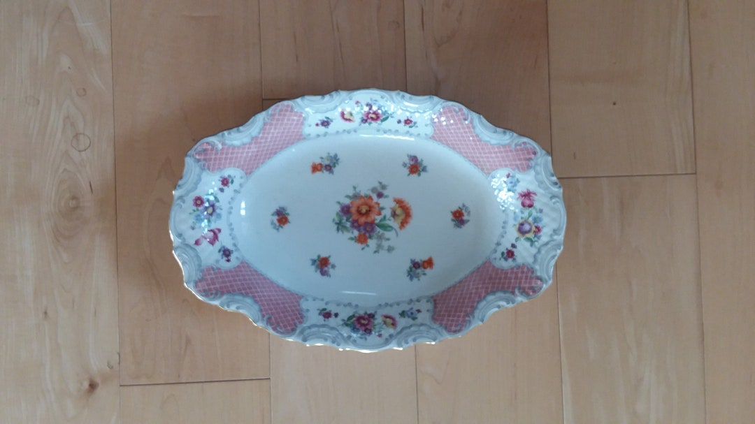 Schumann Bavaria 1940s US Zone 12 Inch Oval Bowl W/ Scalloped Edges ...