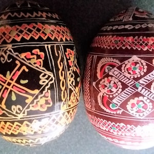 Pysanka Hand Painted Wooden Eggs, Easter Egg - Traditional Ukranian Style  - Folk Art - Eastern European Easter Decor