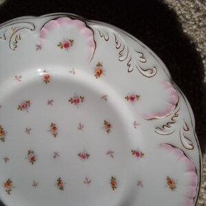 Sets of 4 Rosenthal Kronach Porcelain Plates -German 7.5 In Dessert, Salad, Luncheon - Rosebud Pattern - Scalloped Edge w/ Gold - 1900