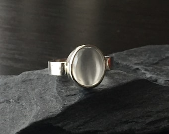 Moonstone silver ring, oval gemstone ring, elegant and modern ring, June birthstone, shimmer jewelry