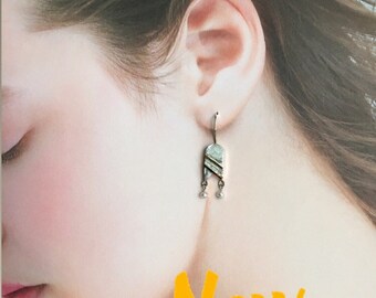 Silver & pearl design earrings