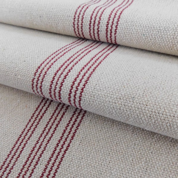 Tissu de sac de grain par | de jardin | de tissu de ferme | de tissu à cocher Bourgogne 9 Stripe | Fond beige | | large de 54 po Poids du rembourrage