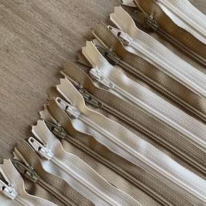 YKK 22” Nylon Coil Closed Bottom Zipper