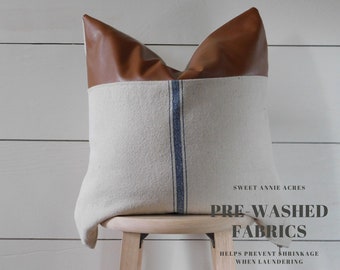OPRUIMING! | 19-inch kussensloop met stofzak met accent van imitatieleer | Kussensloop met gevoerde zak | Blauwe 3 strepen | Beige stof