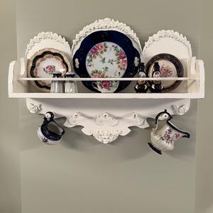 Distressed Victorian plate shelf, Kitchen plate rack, Vintage plate shelf