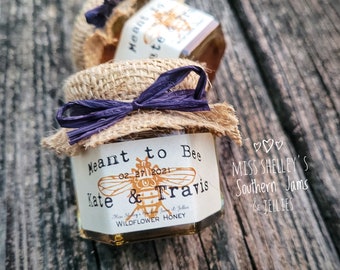 100 (1.5oz) Mini Honey Jars Rustic Burlap Favors Wedding Favors Personalized Wedding Shower Favors Meant to Bee Favors Baby Shower Favors