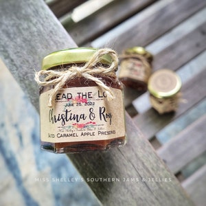 145 1.5oz Rustic Jam Wedding Favors, Edible Fall Wedding Favors, Personalized Wedding Favor, Rustic Bridal Shower Favors, Spread the Love image 3