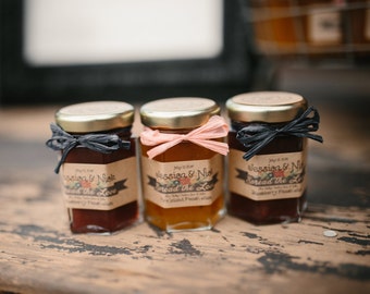 150 (2oz) Rustic Jam Wedding Favors, Wedding Guest Favors, Spring Wedding Favors, Rustic Bridal Shower Favors, Edible Wedding Favor, Jam Jar