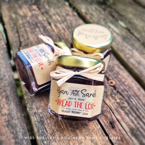 145 1.5oz Rustic Jam Wedding Favors, Edible Fall Wedding Favors, Personalized Wedding Favor, Rustic Bridal Shower Favors, Spread the Love image 9