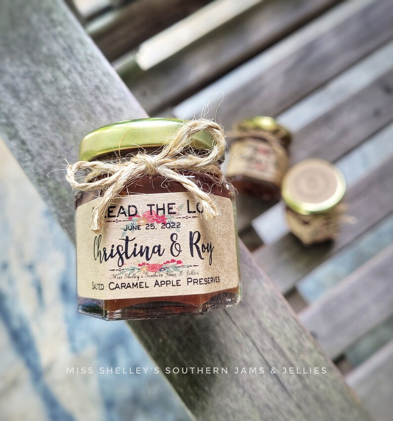 145 1.5oz Rustic Jam Wedding Favors, Edible Fall Wedding Favors, Personalized Wedding Favor, Rustic Bridal Shower Favors, Spread the Love image 3