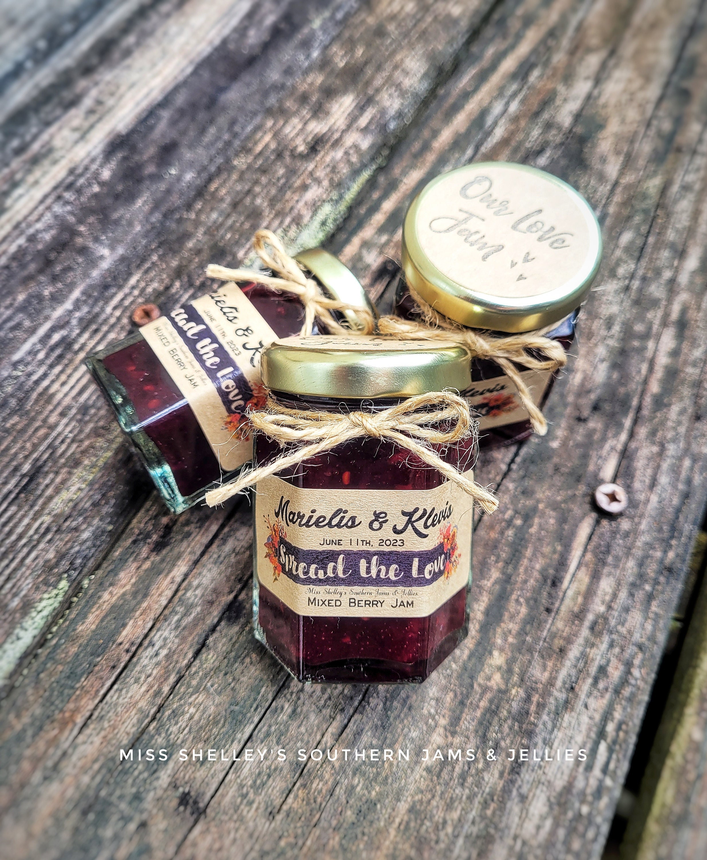 Personalized Favor, 55 (1.5oz or 2oz) Jam Jars, Rustic Bridal Shower Favor, Wedding Guest Favor, Vow Renewal Favors, Wedding Rehearsal Favor