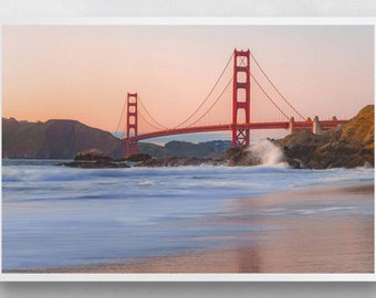 Golden Gate Bridge Sunset da Baker Beach Print - foto del sole che tramonta sulle onde dell'Oceano Pacifico a San Francisco, California