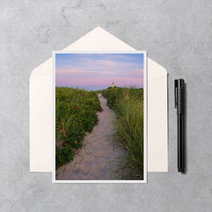 Cape Cod Beach Note Card - Carte de note 5x7 avec une photo du coucher de soleil sur les dunes et l’herbe de la plage à Osterville sur Cape Cod