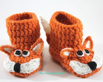 Fox Baby Booties, fun baby gift,pregnancy reveal,baby booties,fun baby gift,foxes,baby announcement,baby shower gift,baby photo prop,booties