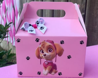 Pink dog favor boxes