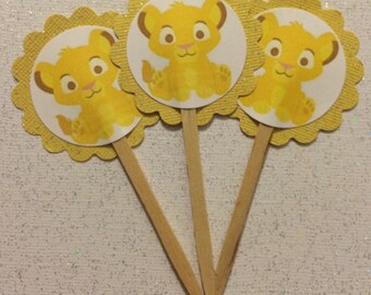 Lion cupcake toppers