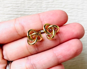 Love Knot Studs Earrings, Anniversary Gift for her, Fashion Jewelry, Cute Studs, Everyday Jewelry