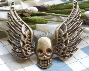 10pcs of Antique Bronze Skull Wings Connectors Pendants 45mmx53mm