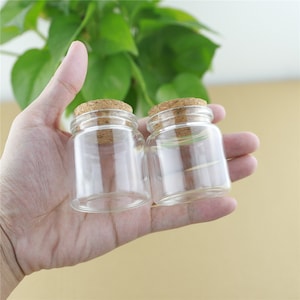 Mini Glass Bottles 50ml 47*50mm Storage Glass Bottles With Cork Stopper Crafts Jars Mini Transparent Empty Glass Bottles Gift