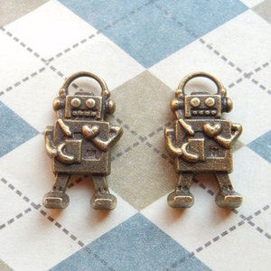 50 pcs Antique Bronze Lovely The Mini Robot&#39;s Love Charm Pendant 10mmx17mm