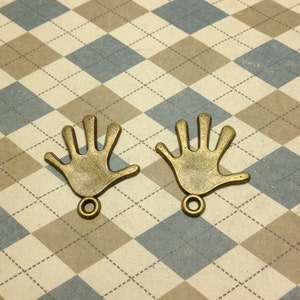 20 pcs of Antique Bronze Hand Made Charms 26mmx30mm