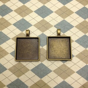 10 pcs of Antique Bronze Square Cameo Base Pendants Match 25x25mm