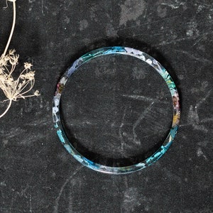 Flower Bangle / Blue Stacking Bangle / Resin Bangle / Stacking Bangles / Gifts for Her / Whimsical / Skinny Bangle / Bracelets /  Bracelete