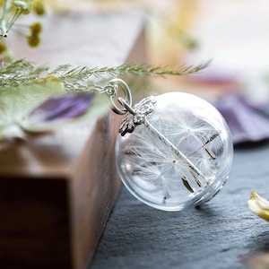 Ketting met paardenbloemzaad: sterlingzilveren glazen bol, botanische sieraden