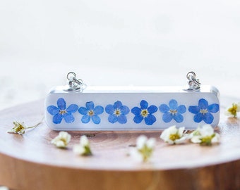 Forget Me Not Necklace: Pressed Flower Resin Bar
