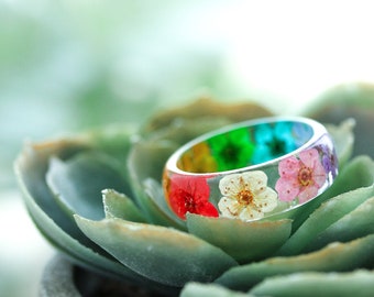 Real Flower Ring / Rainbow Blossom / Pressed Flower Jewelry / Gifts for Her / Resin Ring / Real Flower Jewelry / Resin Jewelry / Rainbow