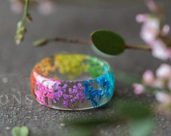 Bague avec fleurs véritables / Fleurs en dentelle arc-en-ciel / Bijoux botaniques / Bijoux en résine / Bague fleurs pressées / Bijoux nature / Bague en résine