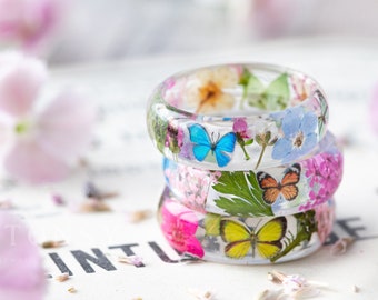 Real Flower Ring / Butterfly Meadow / Botanical Jewellery / Pressed Flower Ring / Nature Jewellery / Real Flower Jewelry / Resin Ring