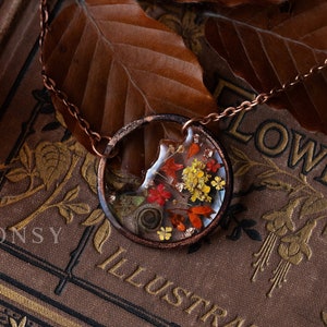 Copper Autumn Flowers Resin Necklace - Medium