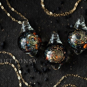 9ct Gold Starry Sky Necklace / Night Sky / Galaxy Necklace / Aurora Jewellery / Resin Necklace / Starry Sky / Buttonsy Night Sky / Gold