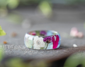 Real Flower Ring / Wildflower Meadow / Pressed Flower Ring / Resin Jewelry / Real Flower Jewelry / Resin Ring / Gifts for Her