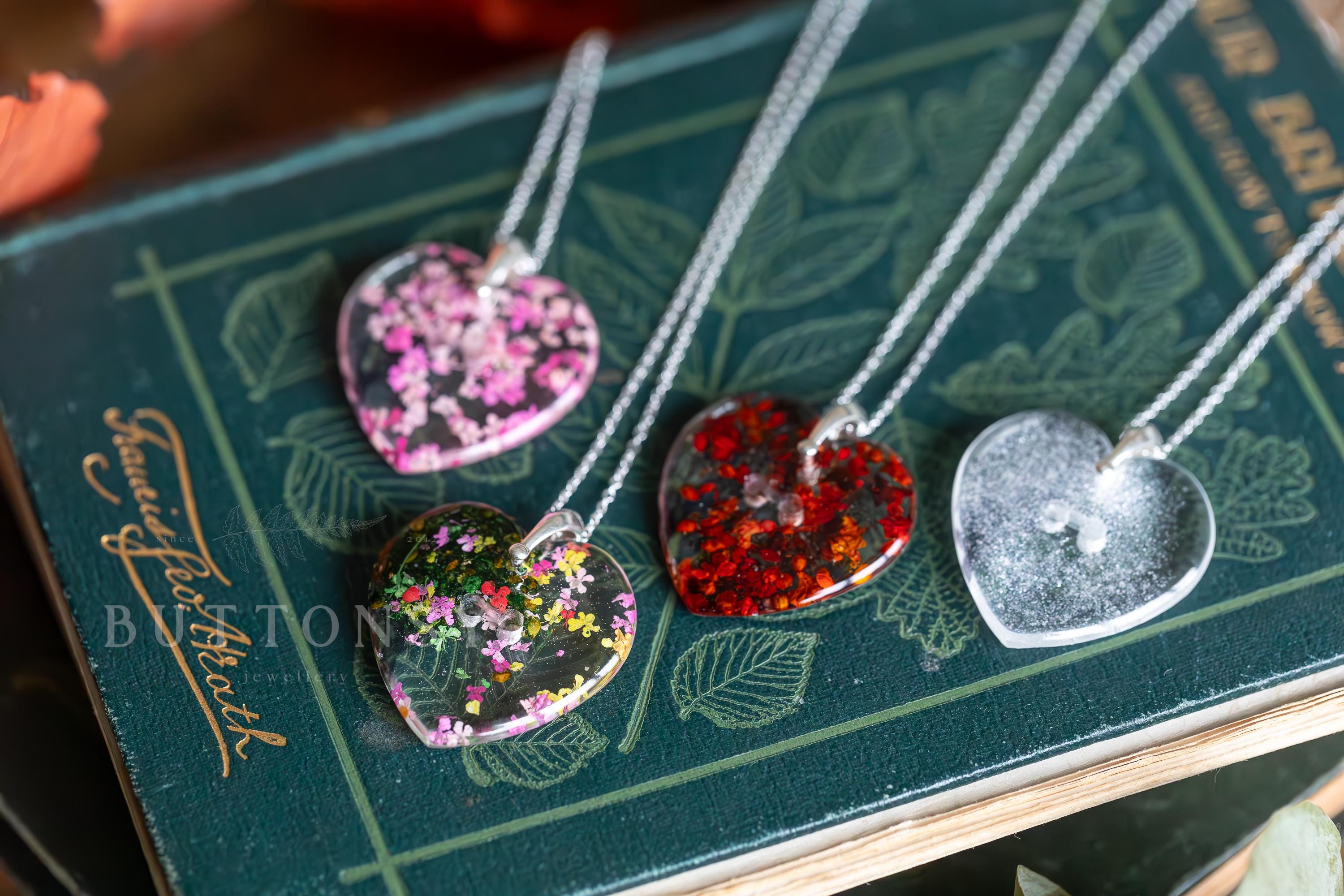 本物の花のネックレス：四季の夏、秋、冬、春 - Etsy 日本
