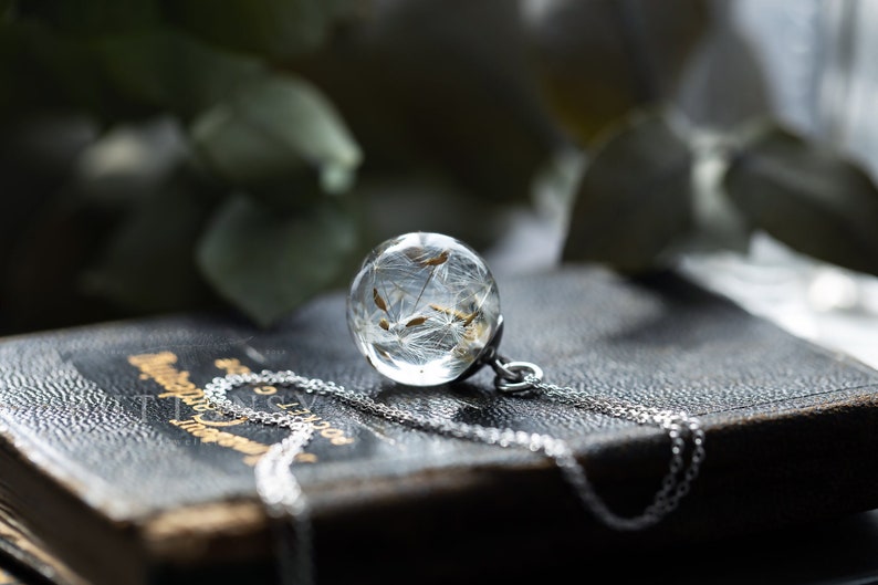 Dandelion Necklace / Dandelion Orb / Dandelion Seed Necklace / Dandelion Necklace / Resin Necklace / Dandelion Jewelry / Resin image 2