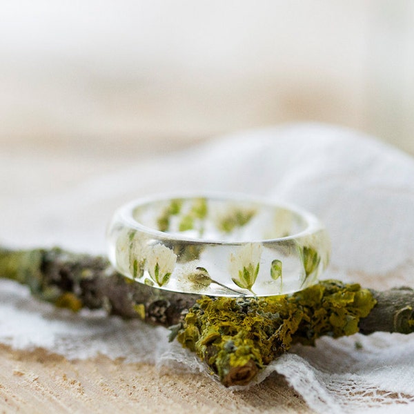 Real Flower Ring / White Gyp / Botanical Jewellery / Baby's Breath/ Pressed Flower Ring / Nature Jewellery / Handcrafted Ring / Wedding Ring