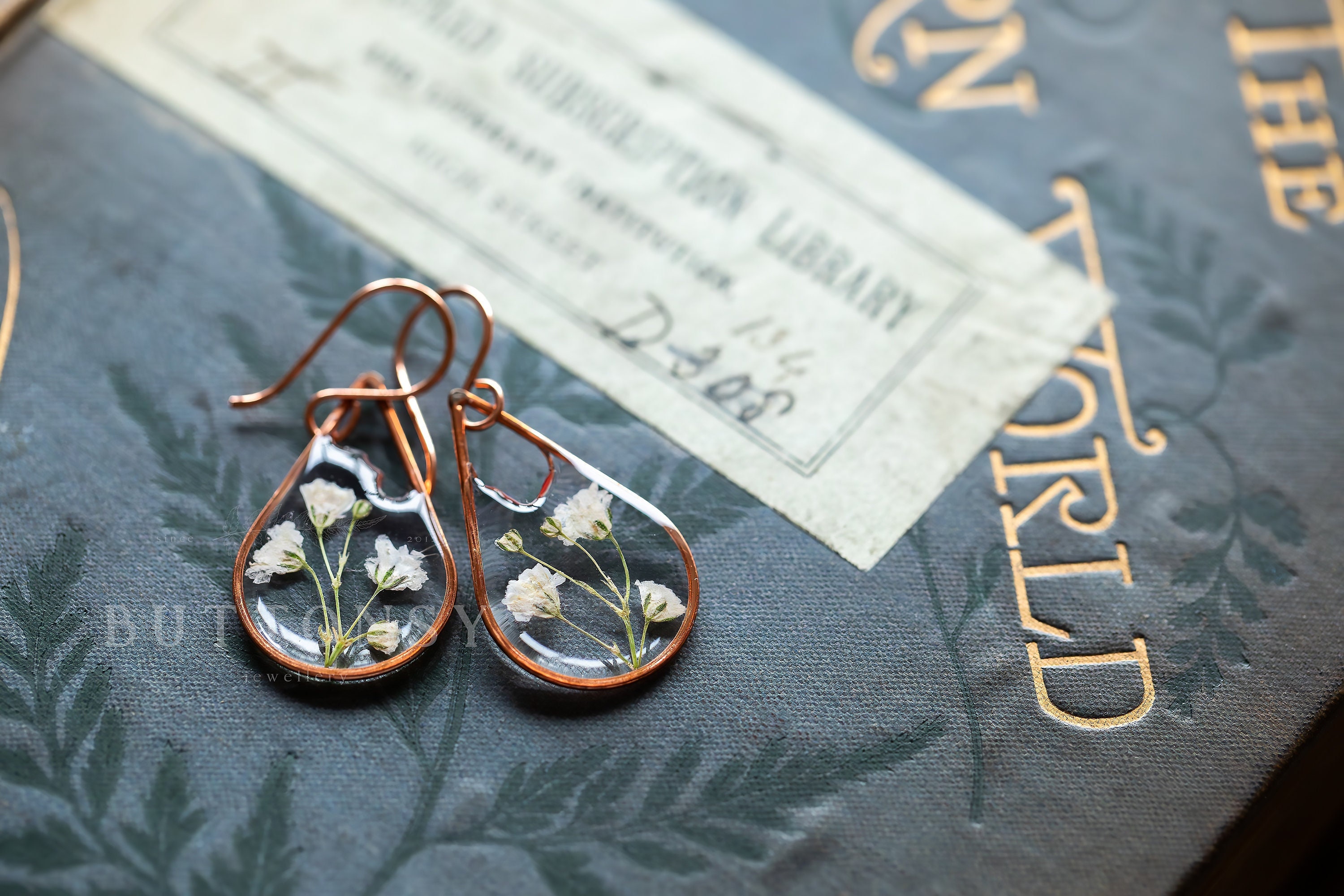 White Gypsophila Resin Copper Earrings / Wedding Jewelry / Boho Earrings / 100% Copper / Gifts for Her / Gifts for Wife / Bridesmaids Gifts