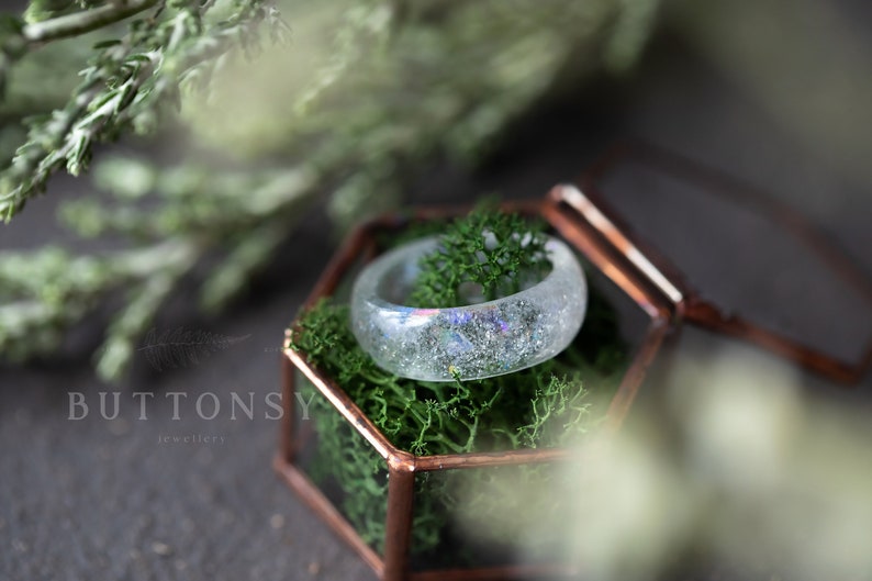 Four Seasons Winter Ring / Snow Ring / Botanical Jewellery / Winter Jewelry / Nature Jewellery / Resin Ring / Glitter Ring / Whimsical Ring image 2