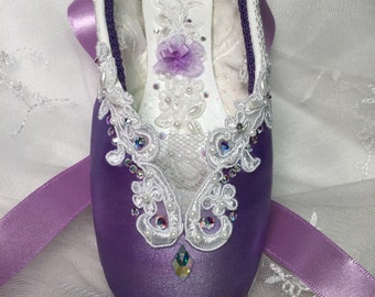 Lilac Fairy/Sugarplum Fairy decorated pointe shoe. Nutcracker Ballet Gifts. Nutcracker Decor. Ballet Decor. Pointe shoe art. Ready to ship.