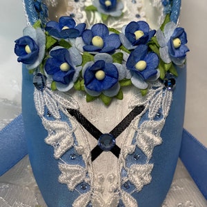 Giselle decorated pointe shoe. Ballet gifts. Ballet decor. Ready to ship.