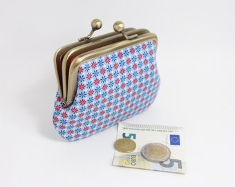 Twin frame purse, 2 compartment kisslock change purse, coin purse with 2 sections in light blue & red