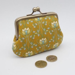 Porte-monnaie de style retro en tissu jaune moutarde et bleu - fermoir à séparation centrale, 2 compartiments