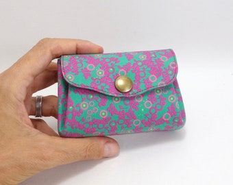 Change purse and card holder, emerald green & hot pink, 3 pockets, snap button closure